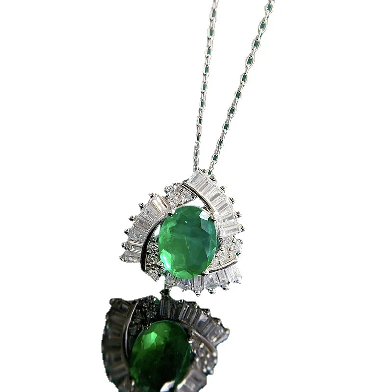 2023 nové S925 strieborná imitácia emerald 8 * 10 náhrdelník Európskych a Amerických prívesok ženy 40+5 cm Obrázok 5
