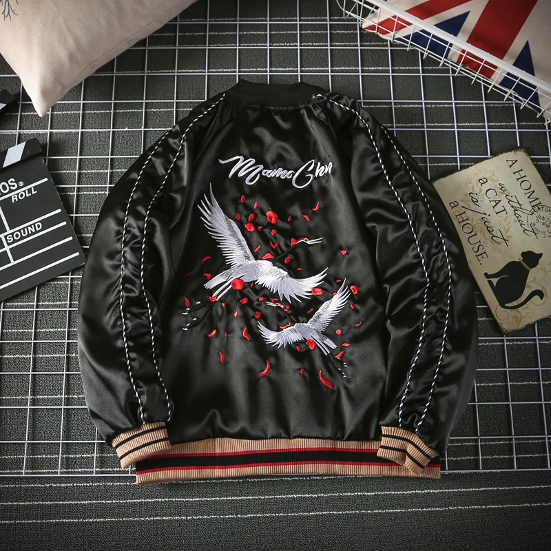 Japonský Štýl Luxusné Výšivky Bunda Hladké Mužov Mládež Sukajan Yokosuka Suvenír Jar Jeseň Baseball Jacket Voľné Coats Obrázok 1
