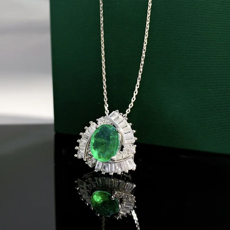 2023 nové S925 strieborná imitácia emerald 8 * 10 náhrdelník Európskych a Amerických prívesok ženy 40+5 cm Obrázok 3