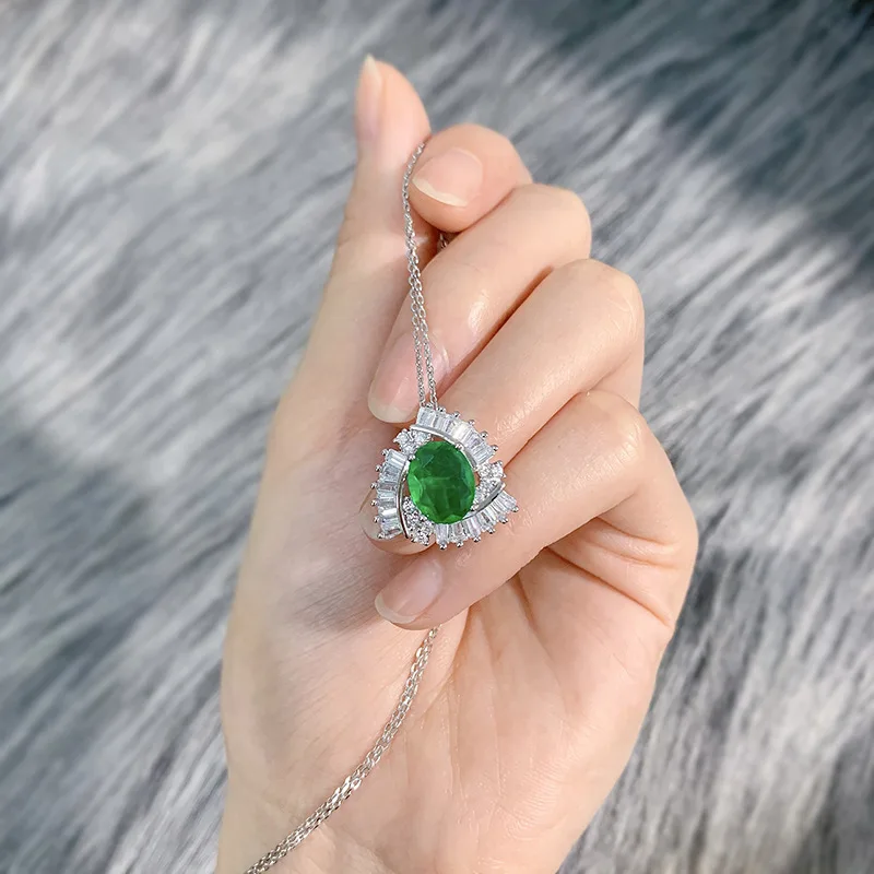 2023 nové S925 strieborná imitácia emerald 8 * 10 náhrdelník Európskych a Amerických prívesok ženy 40+5 cm Obrázok 4